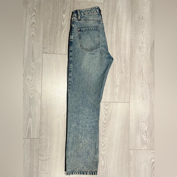 Dynamite - Gisele - Picture 2 of 3